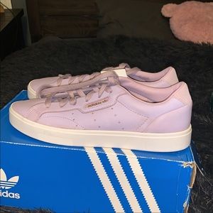 Adidas Purple Sleek Sneaker Shoe Women’s 9